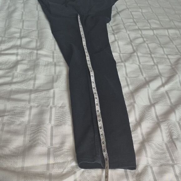 H&M Men Black Slim Fit Pants - Picture 14 of 16